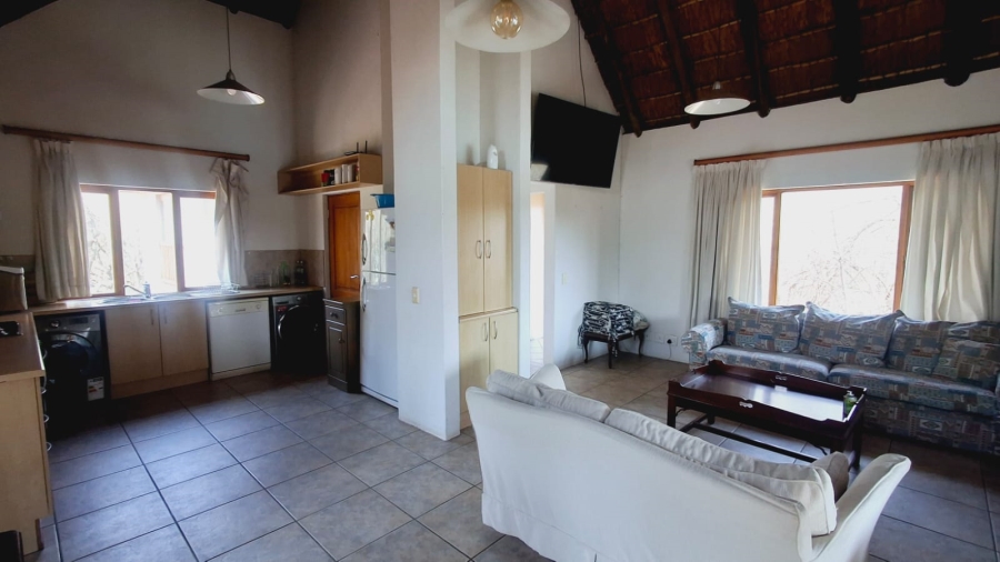 4 Bedroom Property for Sale in Boschenvaal River Front Lodges Free State